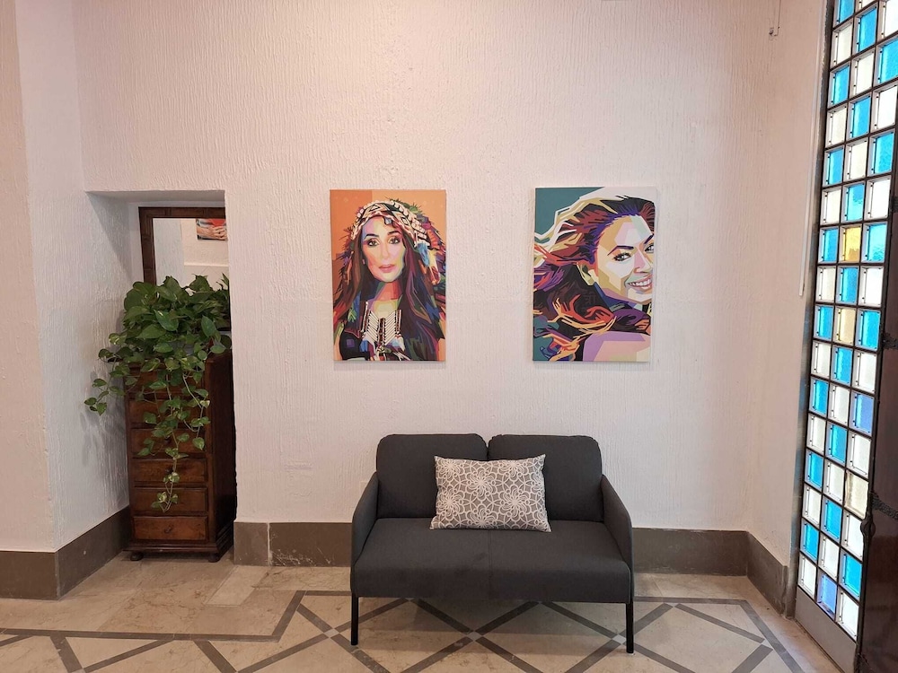 Arc House Granada 34/50