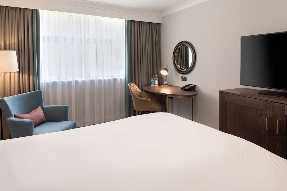 DoubleTree by Hilton St Anne's Manor 17/75