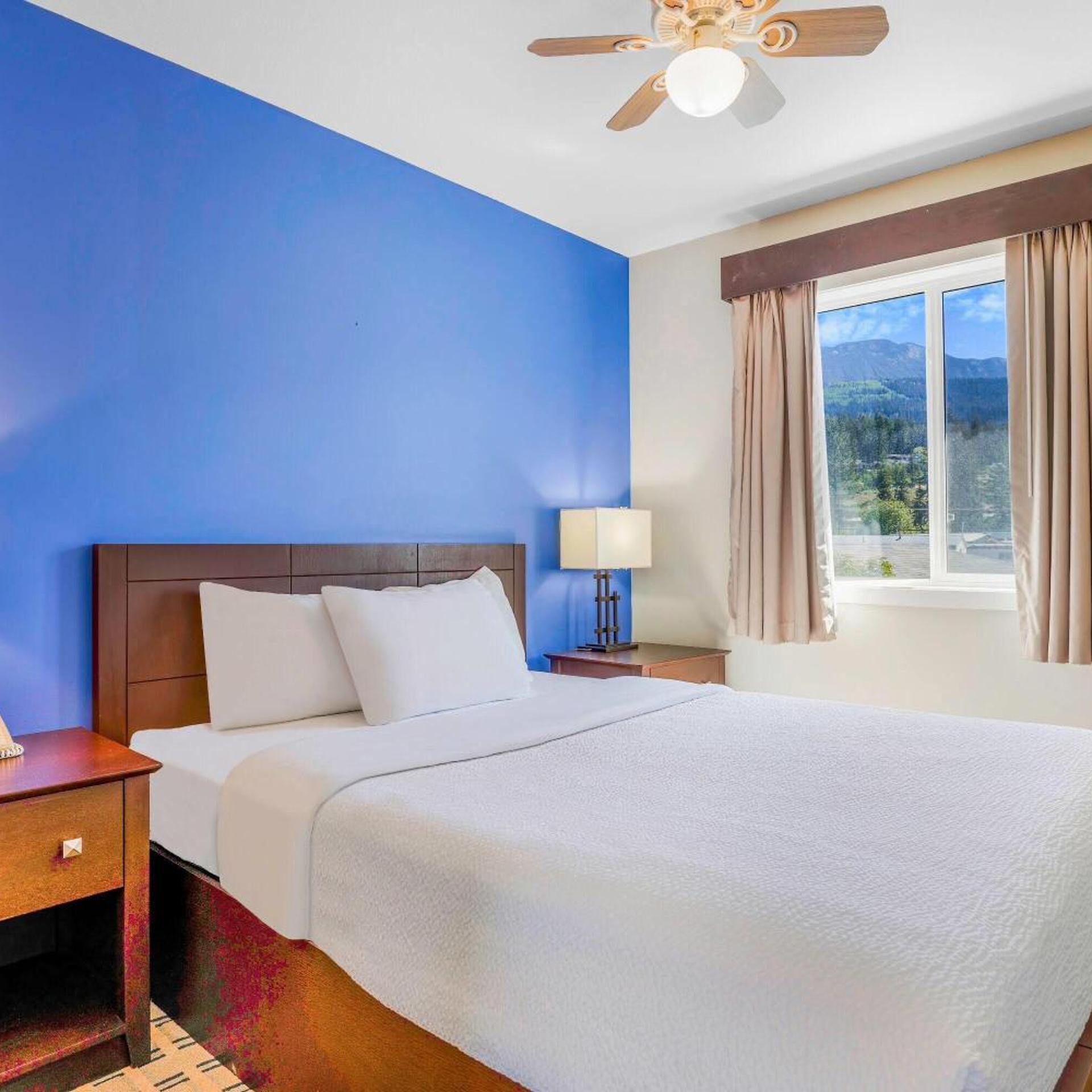 2 Rooms, Suite, 2 Queen Beds