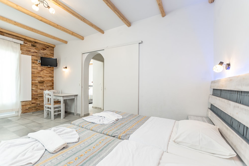 Agios Prokopios Hotel 20/59