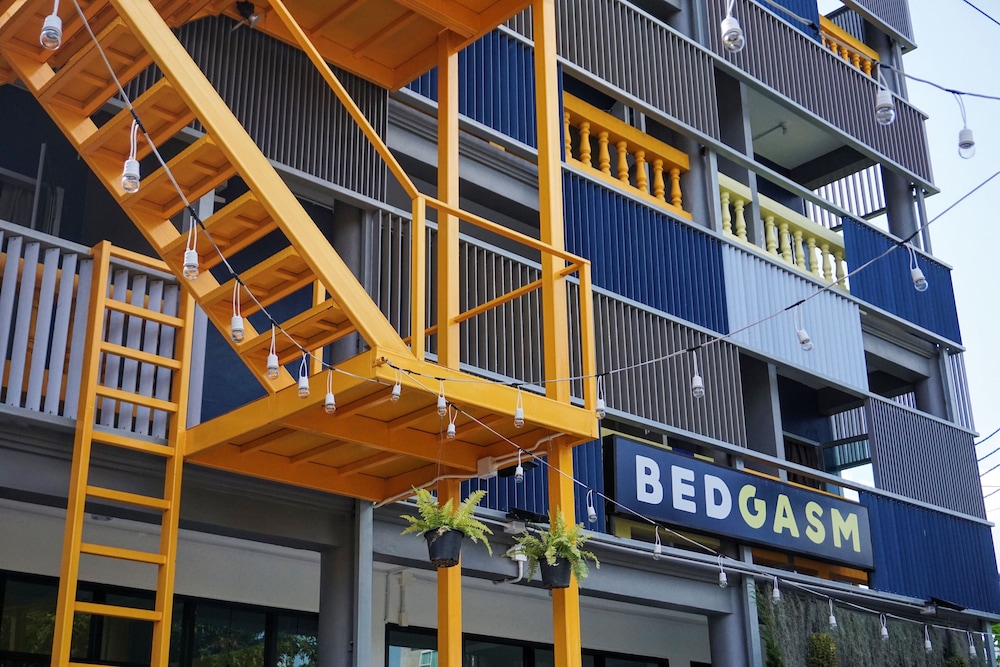 Bedgasm Poshtel X Café At Nimman in CHIANG MAI