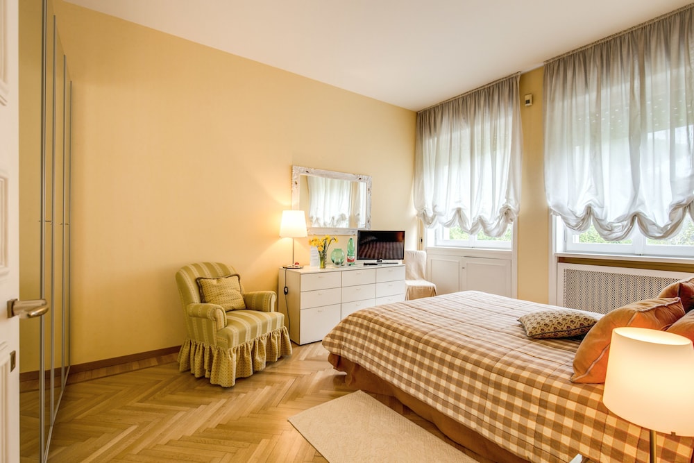 La Gaura Guest House 9/47