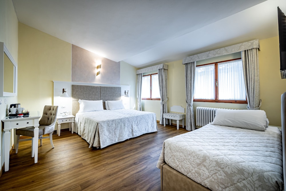 Hotel Alessandra 12/50