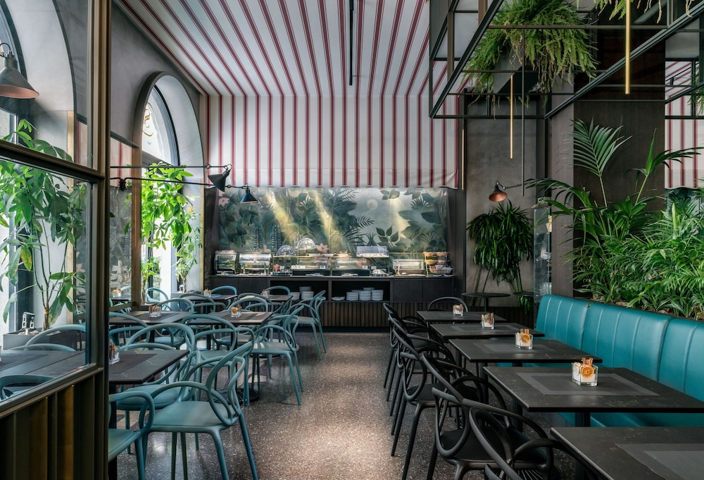 Hotel Sanpi Milano 48/74