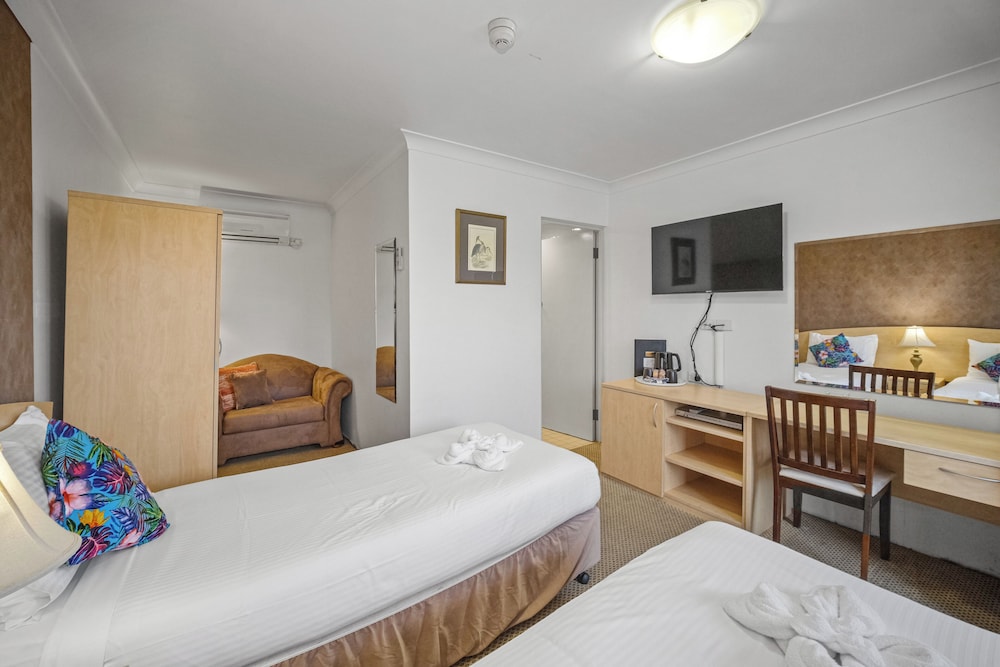 غرفة بسريرين منفصلين، Country Plaza Motel Taree 3/10