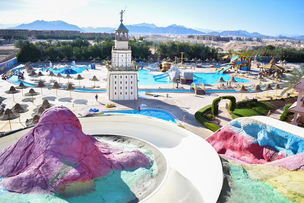 Parrotel Aqua Park Resort 44/55