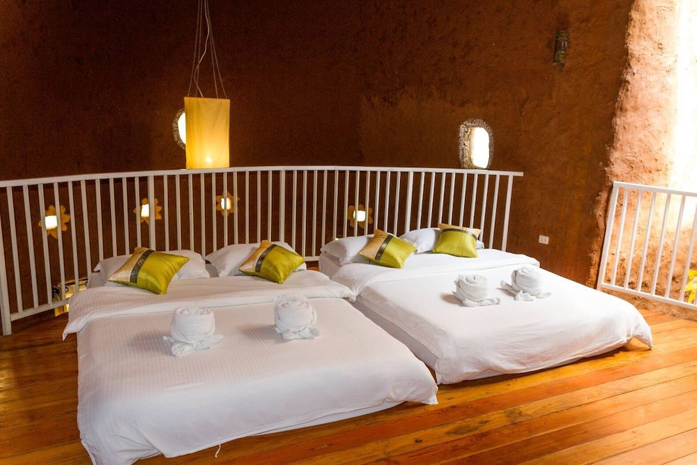 Hern Lhin Natural Resort 24/35