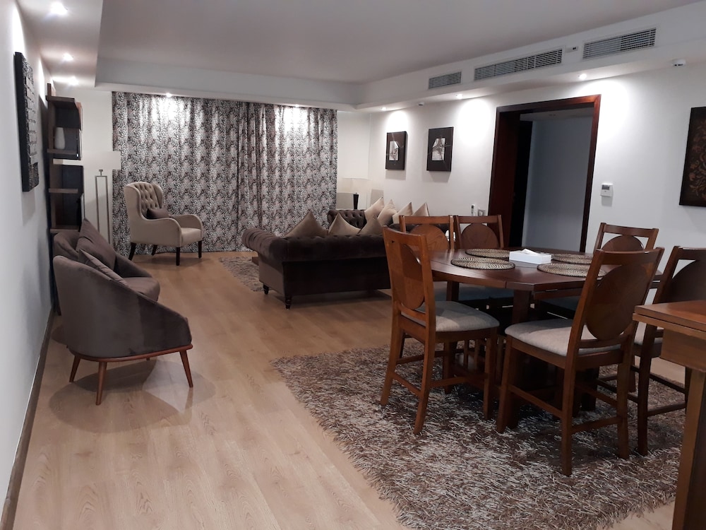 Royal Maadi Hotel 28/48