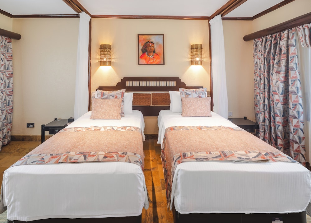 Sarova Shaba Game Lodge 28/63