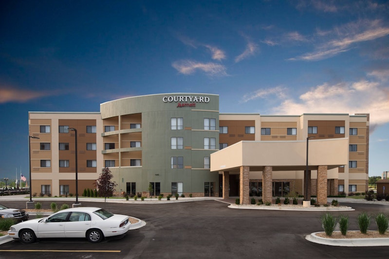 COURTYARD BAY CITY 17/17