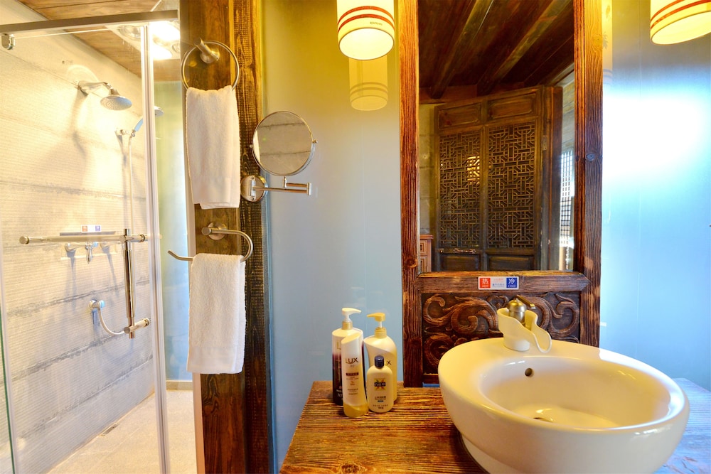 Lijiang Shuhe Youyiju Private Club 43/50