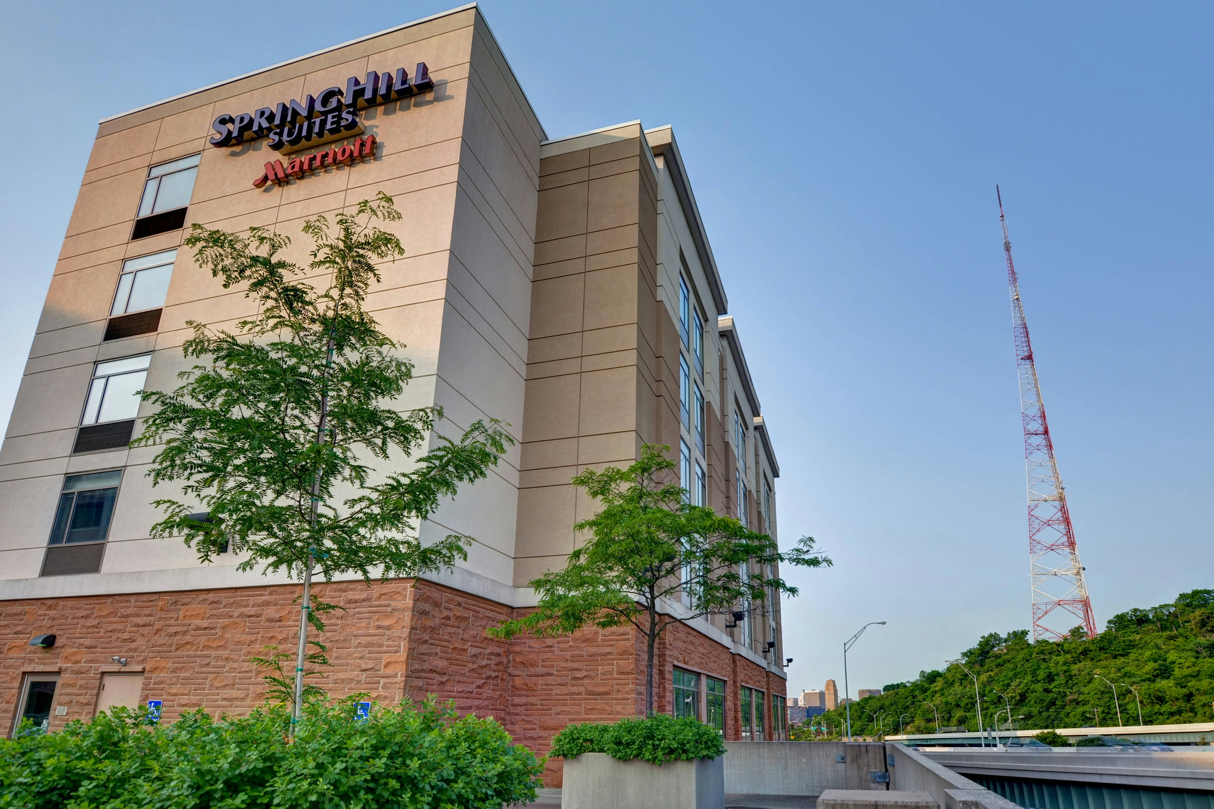 Springhill Suites by Marriott Midtown Cincinnati 2/52
