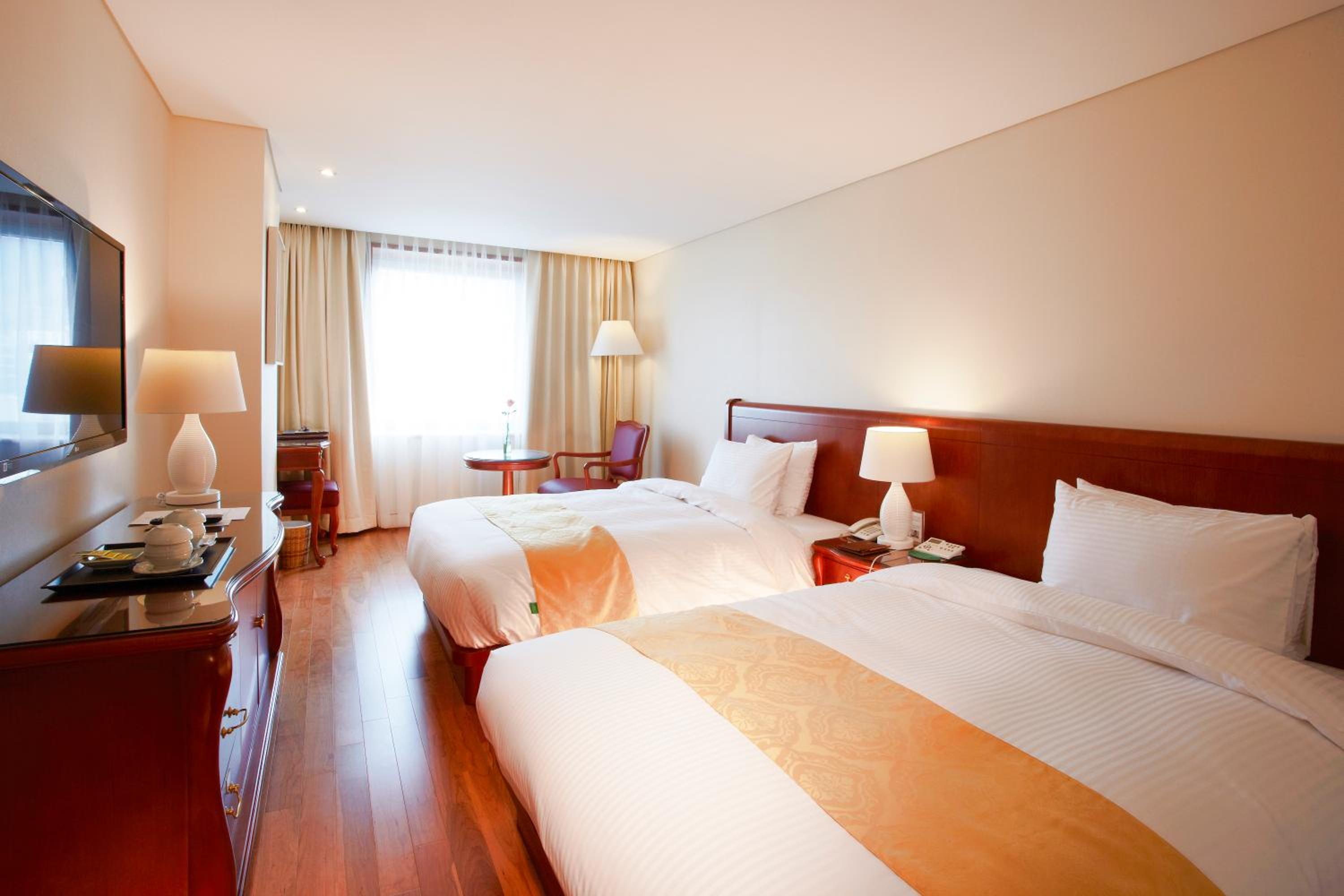 Namsan, Deluxe, 2 Double Beds, Mountain View
