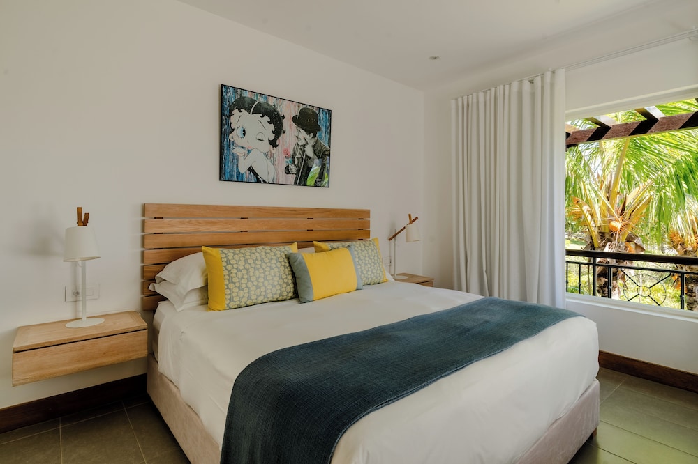 Palmiste, White, Villa, 2 Double Beds