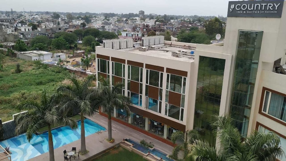 Country Inn & Suites by Radisson Jammu 3/68