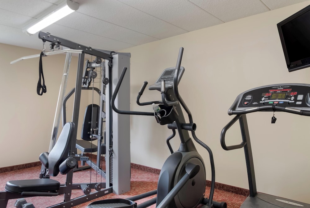 All Seasons Inn & Suites Smithfield Providence 19/36