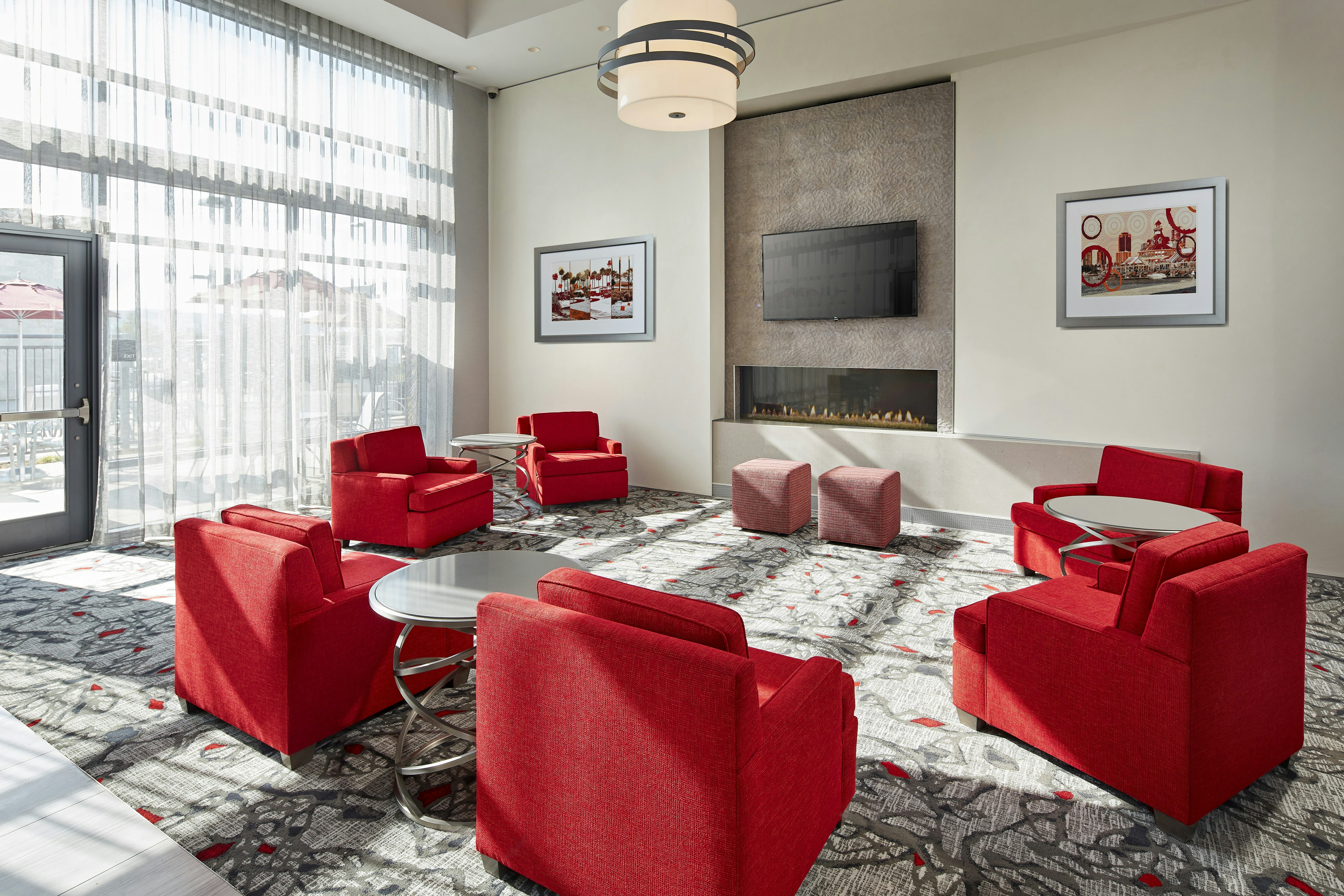 Hampton Inn Long Beach Airport 34/67