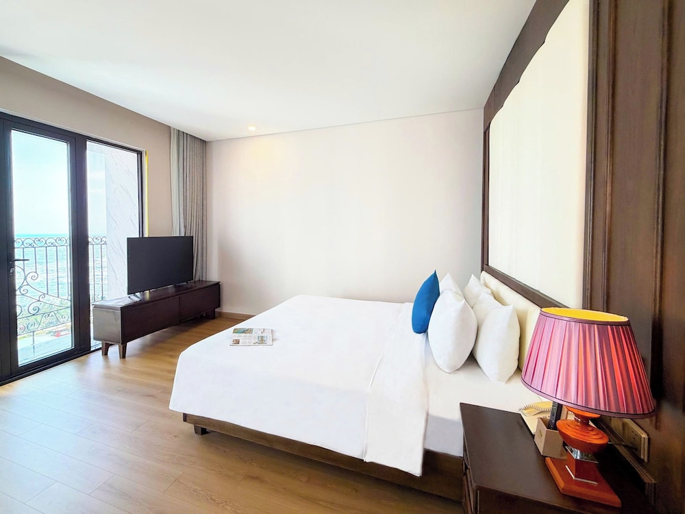 Golden Lotus Hotel Da Nang 15/50