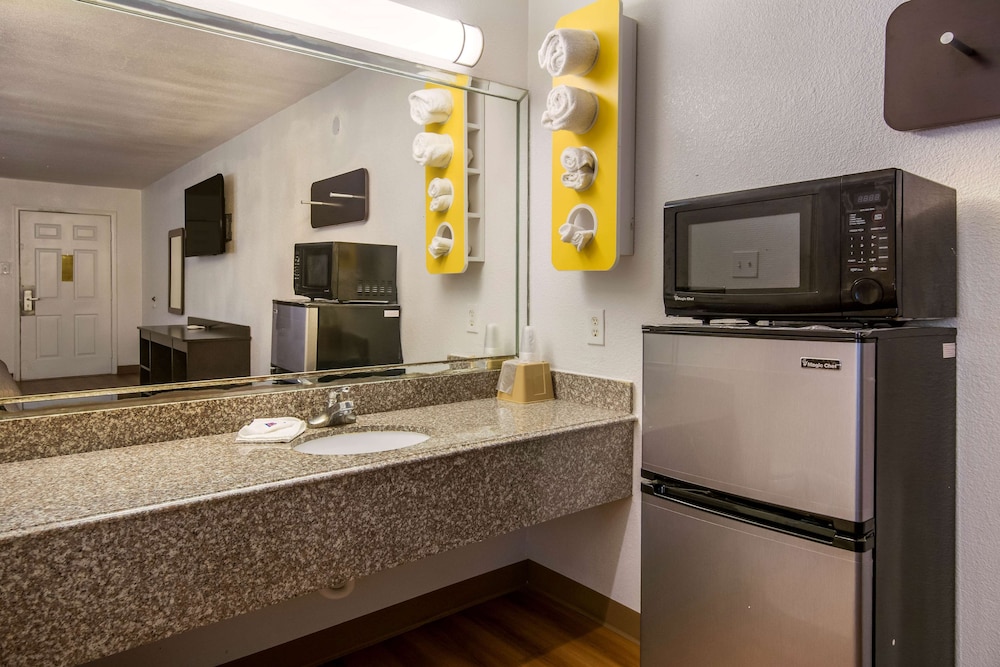 Motel6 Freeport, TX 54/54