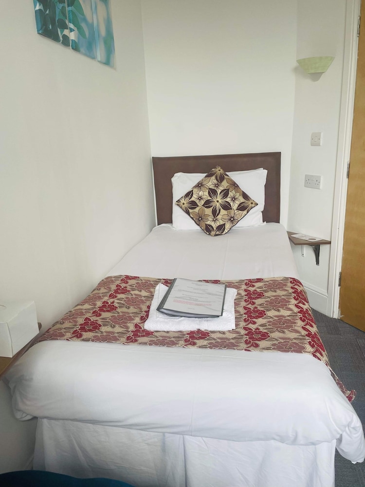 Room, Single, Single Bed