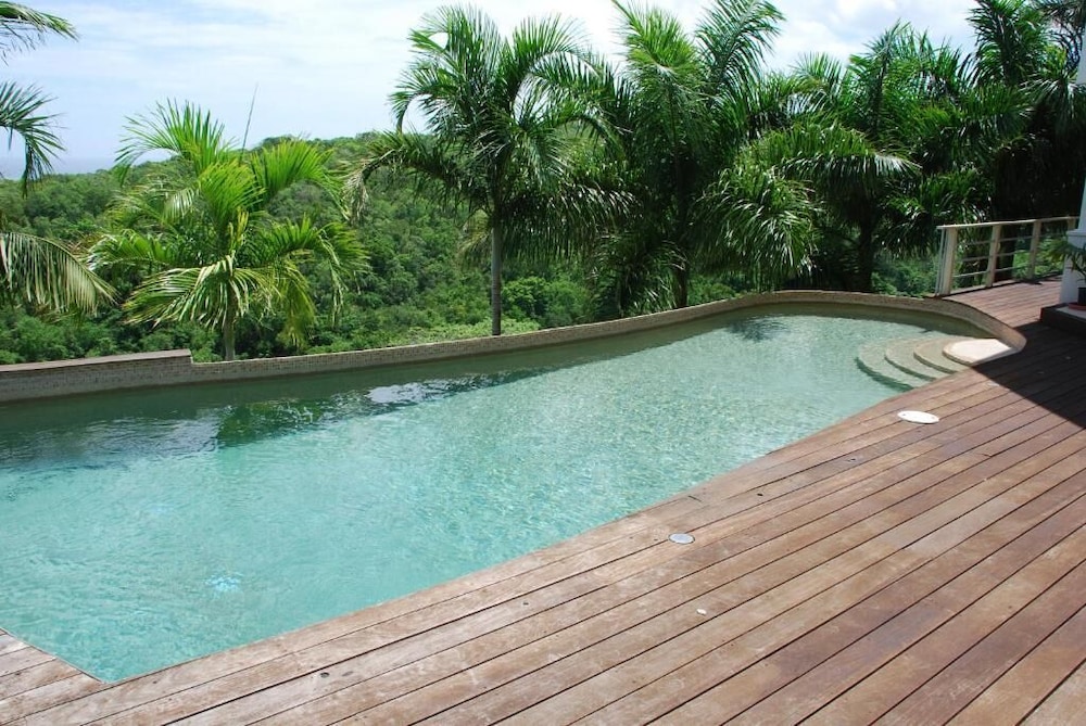 Nianna Luxurious Villa 72/74