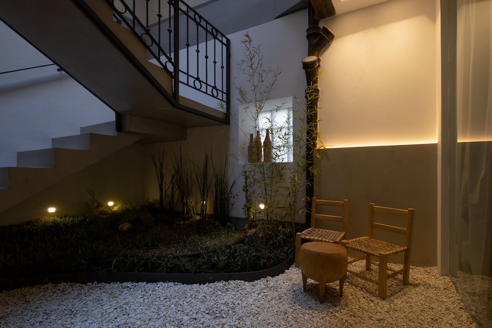Azur Real Boutique Hotel 3/55