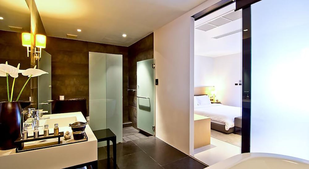 Dune Hua Hin 48/49