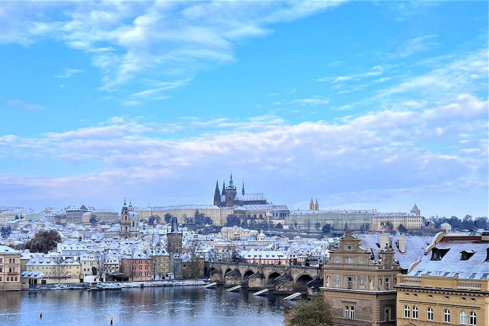 The Mozart Prague 65/72
