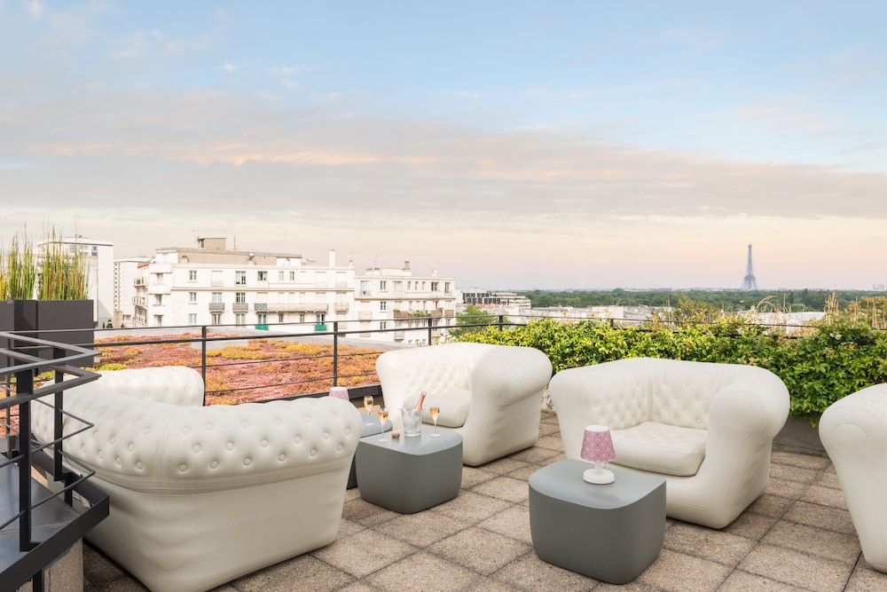 Atrium Suresnes Hotel 29/61