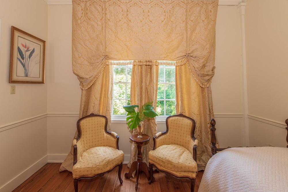 The Burn Bed And Breakfast 25/50