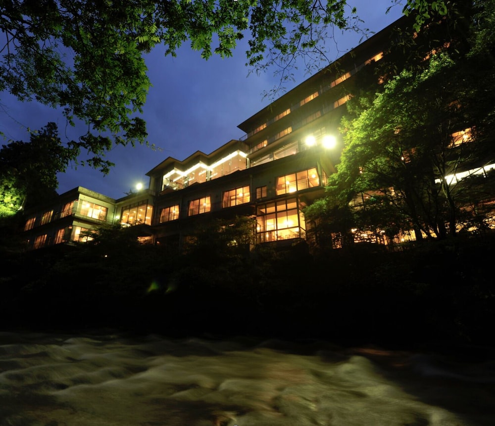 Yamanaka Onsen Shirasagiyu Tawaraya 4/52