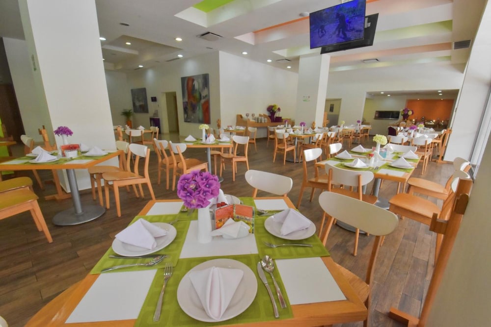 Hotel Hb Cordoba 44/53