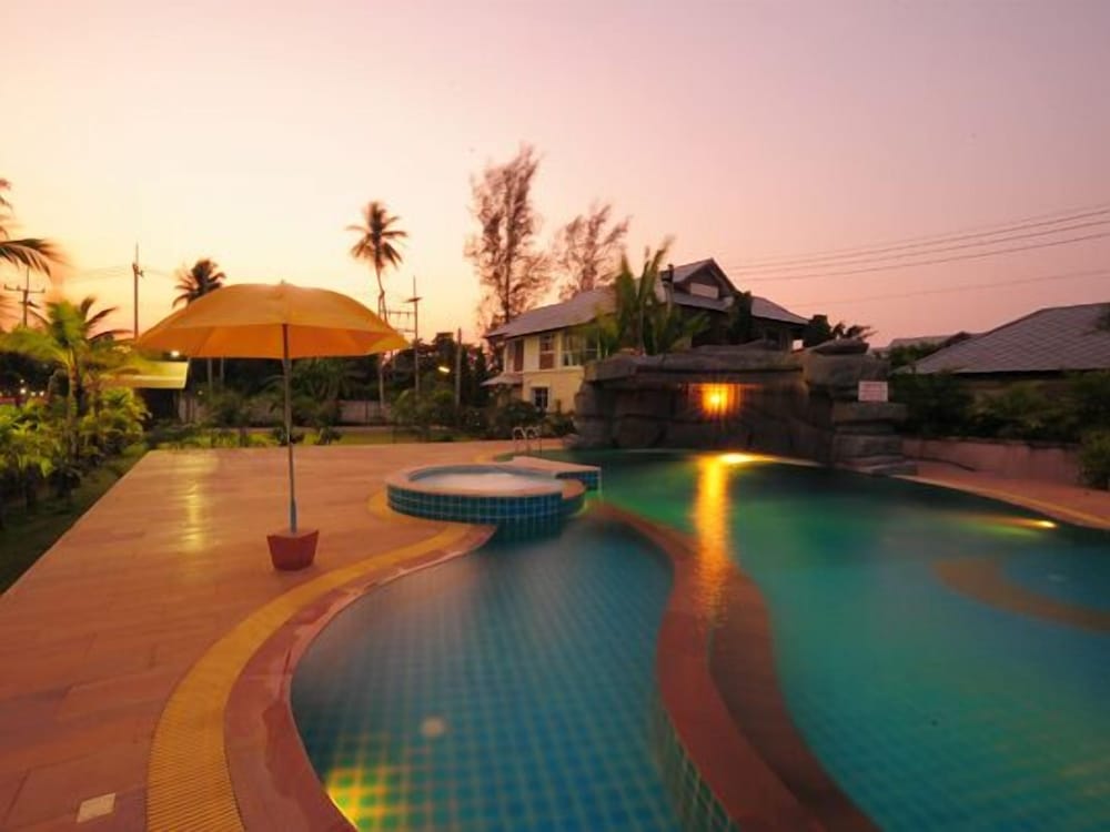 Baan Faa Talaychan Resort 57/65