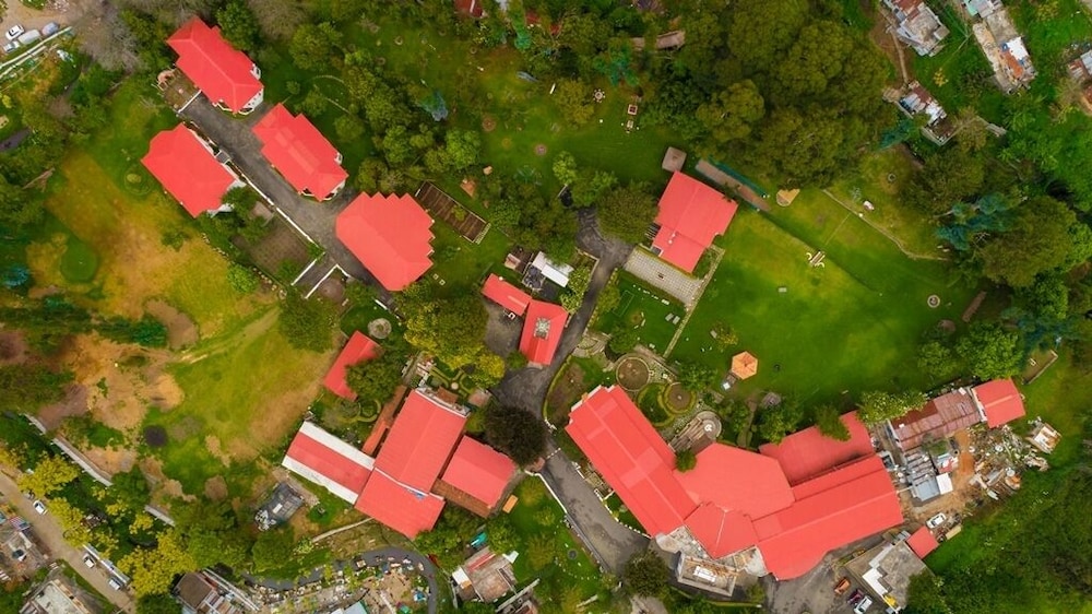 Hotel Kodai International 35/38