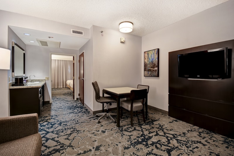 Embassy Suites Charleston 56/58