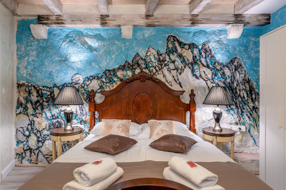 Historic Plaza Varos Split - Adults Only 38/57