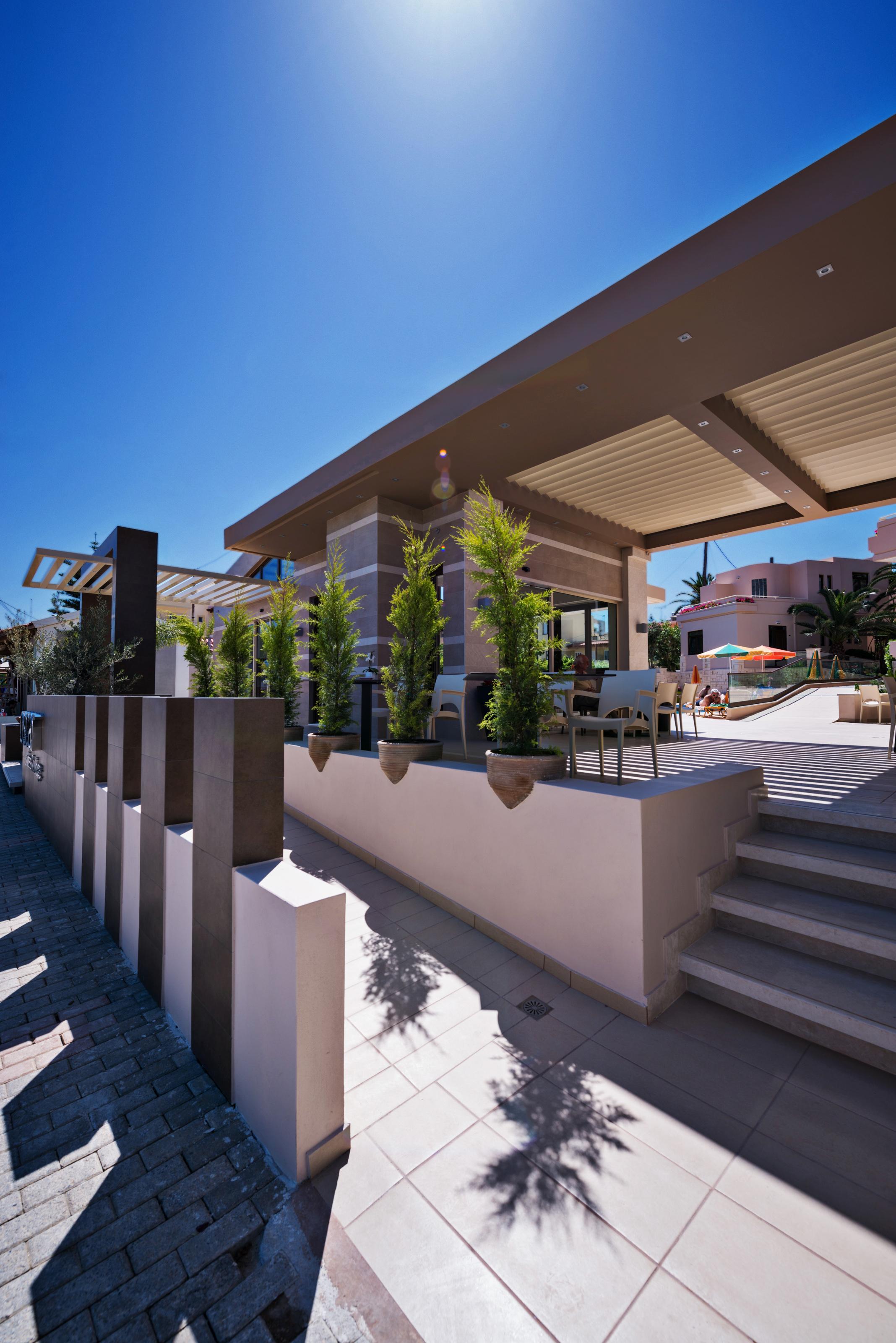 Oscar Suites and Village 42/46