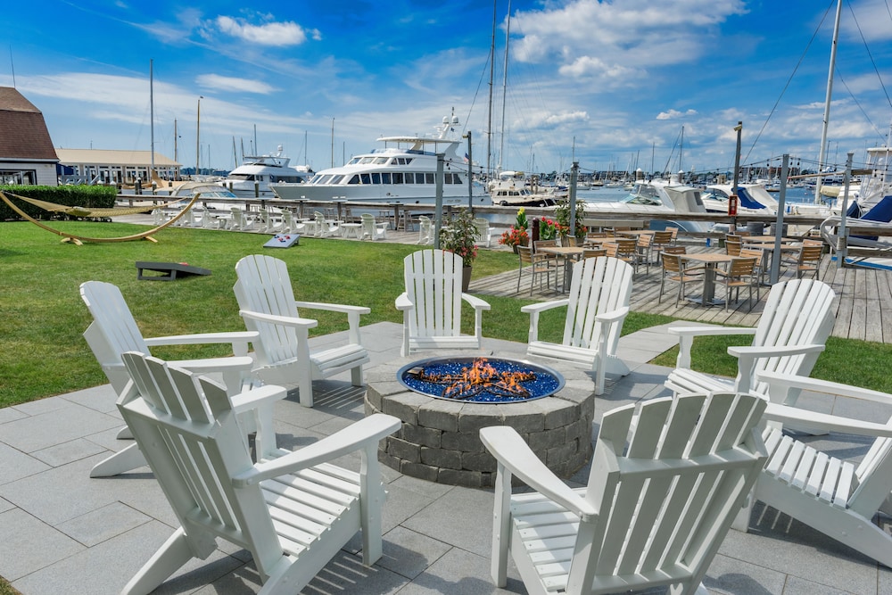 The Newport Harbor Hotel and Marina 46/58