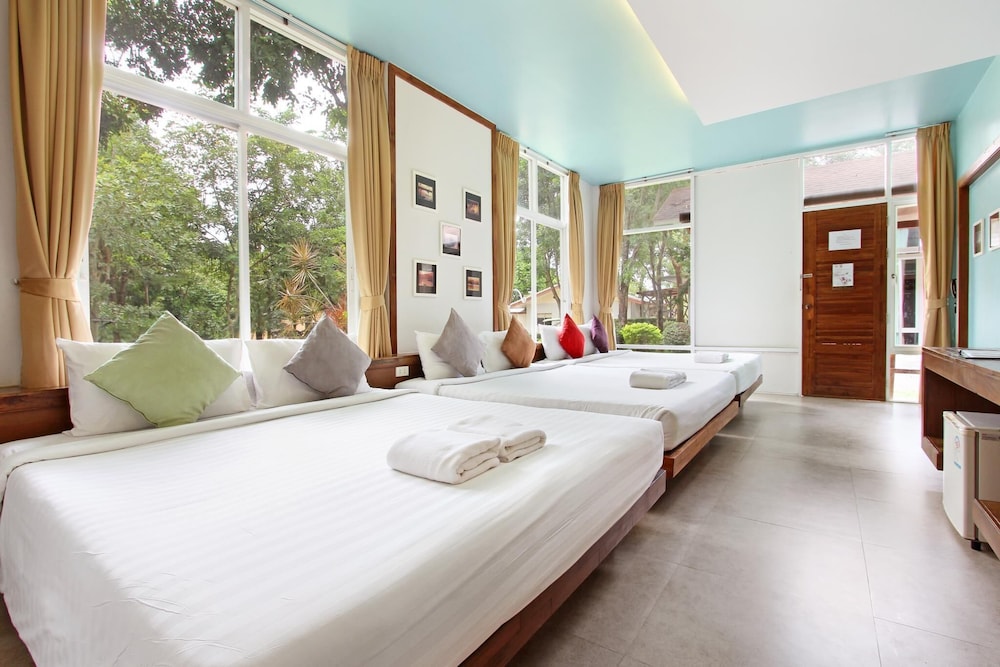 Nana Resort Kaengkrachan 28/65
