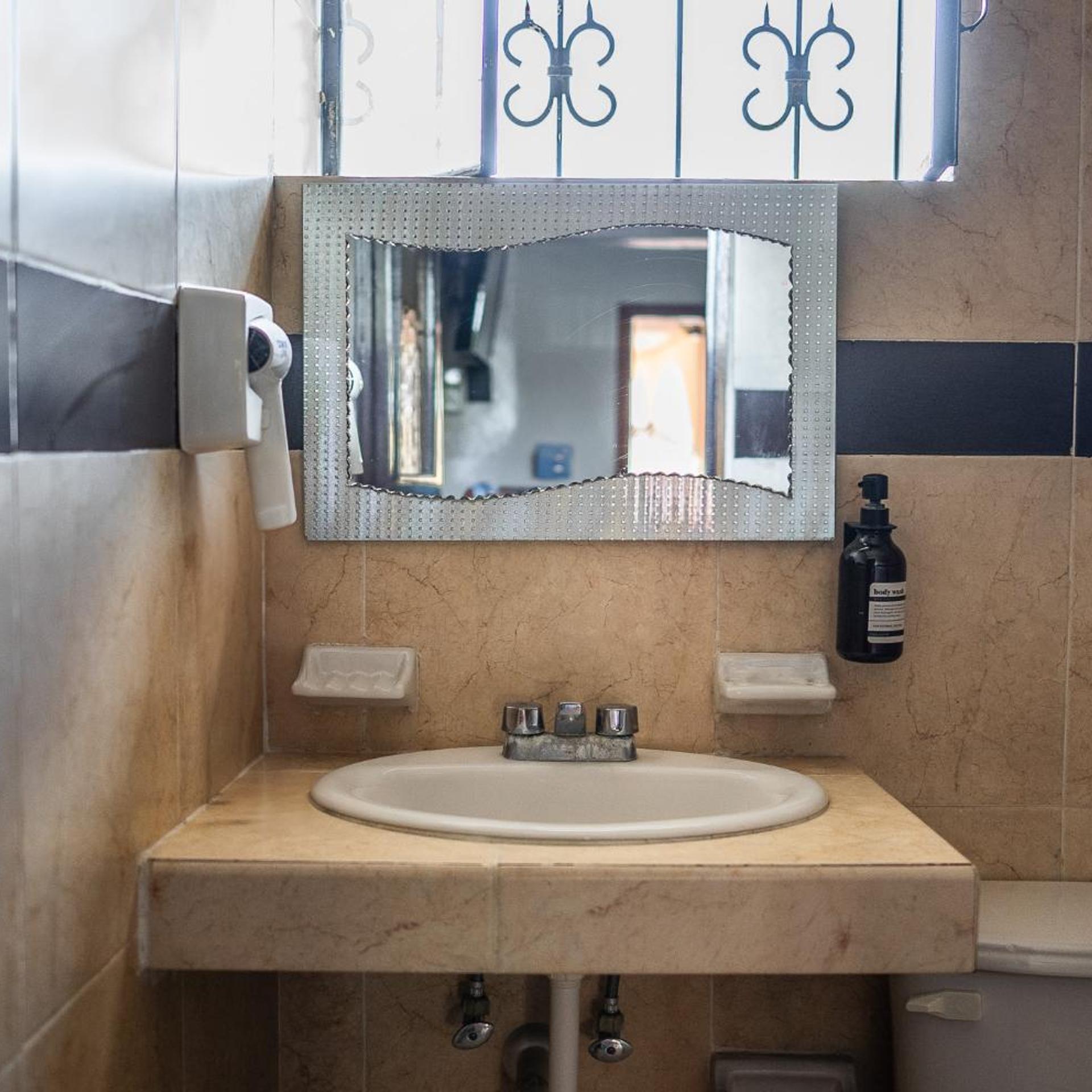 غرفة بسرير مزدوج بشرفة، SUITE HOTEL MARIA DE LA LUZ 8/9