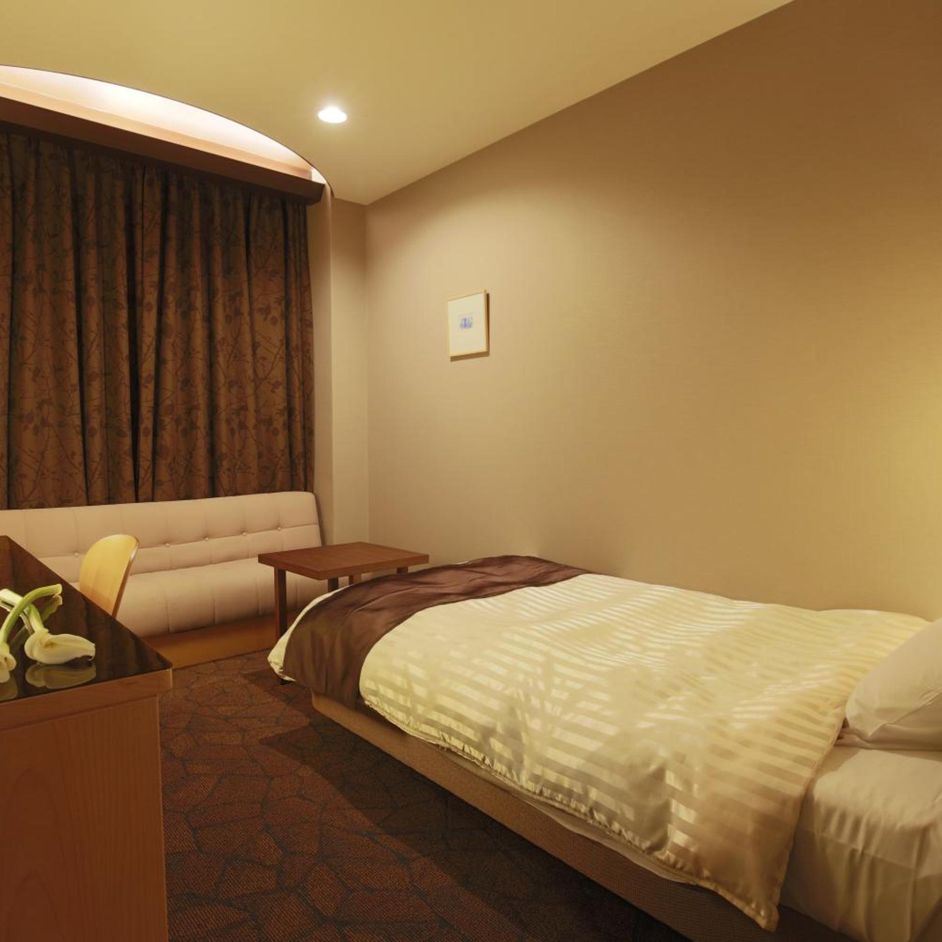 Economy, Double Bed