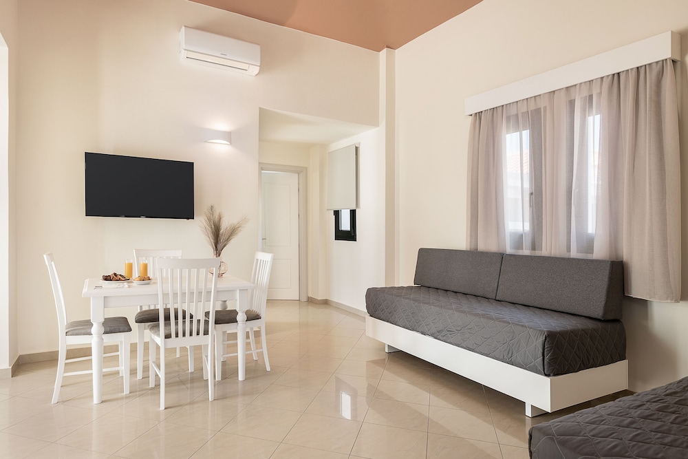 Elia Platanias 19/44