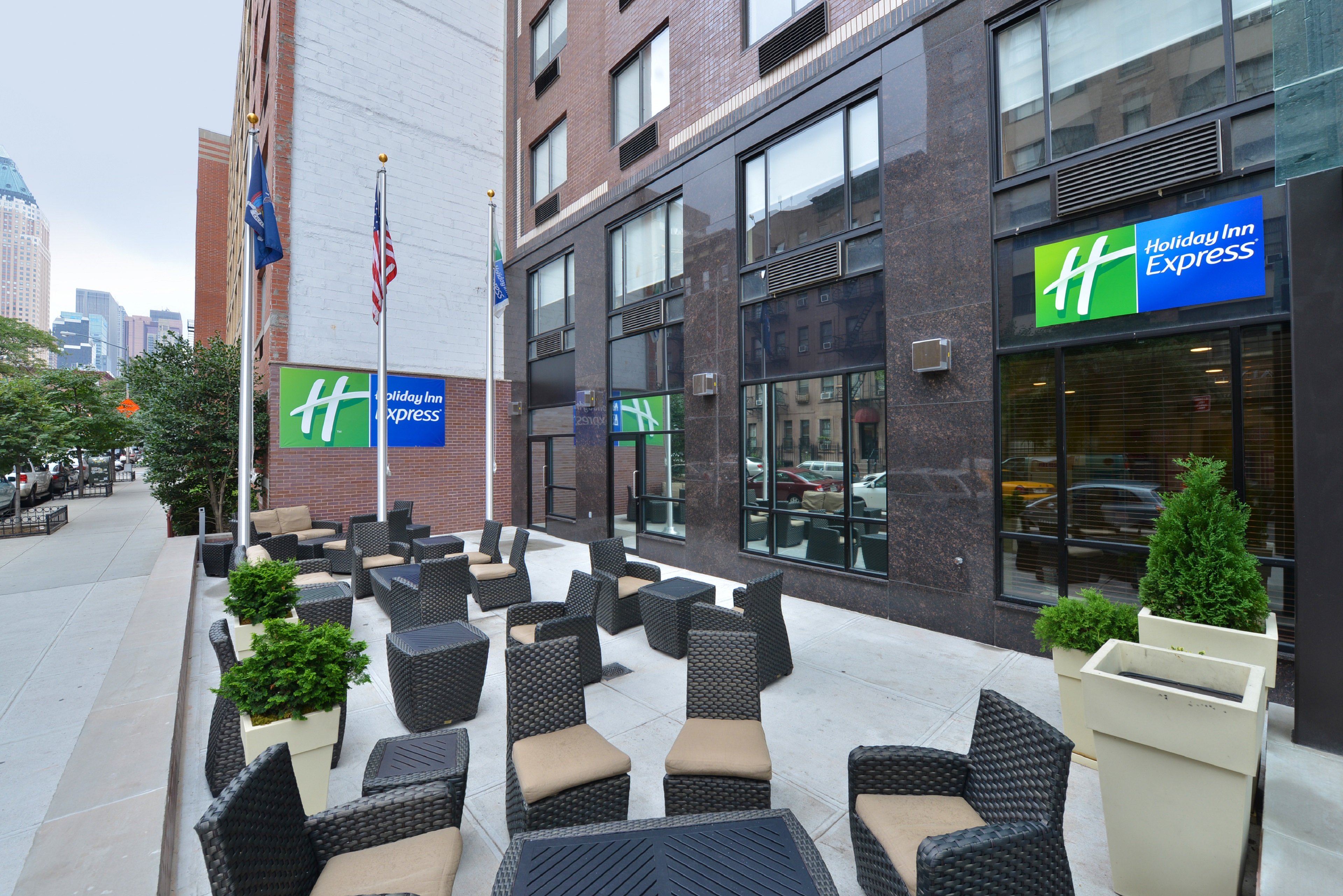 Holiday Inn Express Manhattan Midtown West 8/9