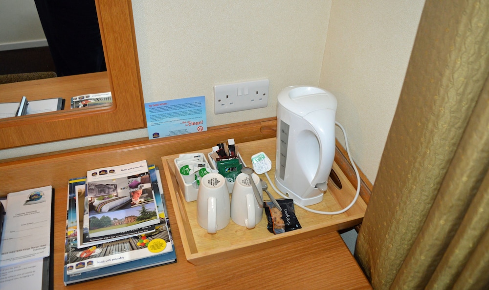Best Western Kings Manor Hotel 45/56