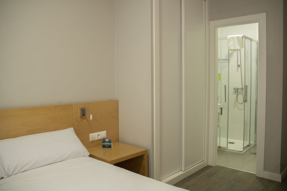 Alda Alboran Rooms 7/43