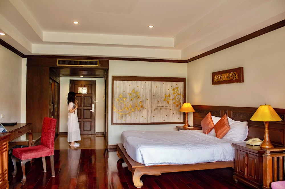 Avalon Beach Resort 26/74