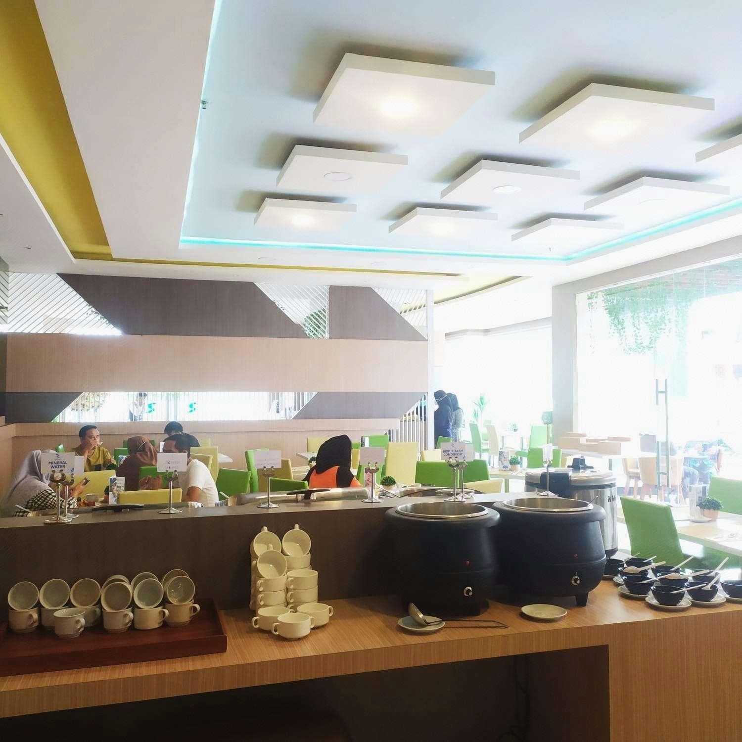 Zenith Hotel Kendari 18/43