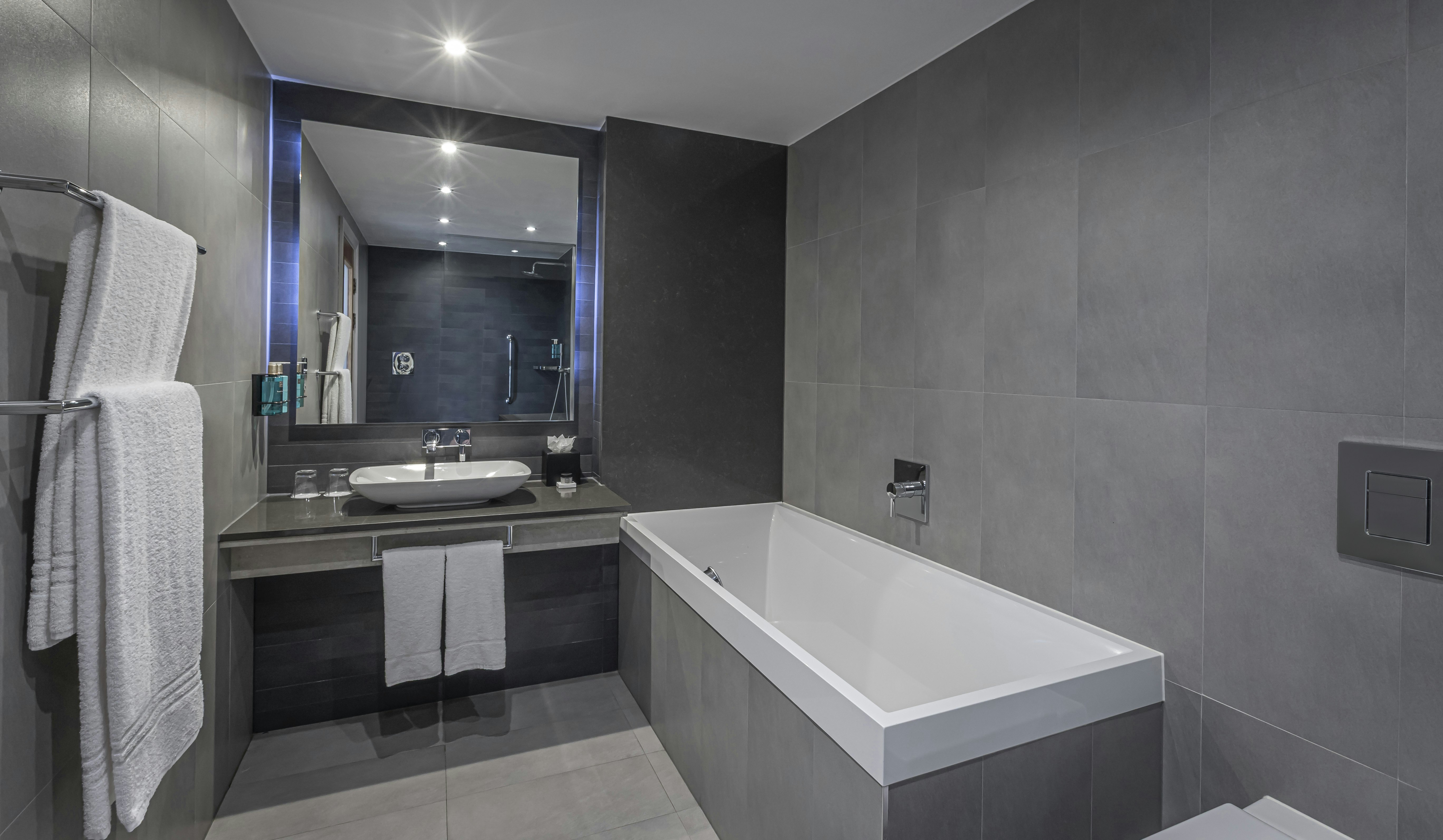 Clayton Hotel Birmingham 32/32