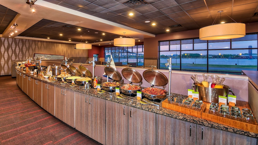 Doubletree By Hilton Port Huron 39/51