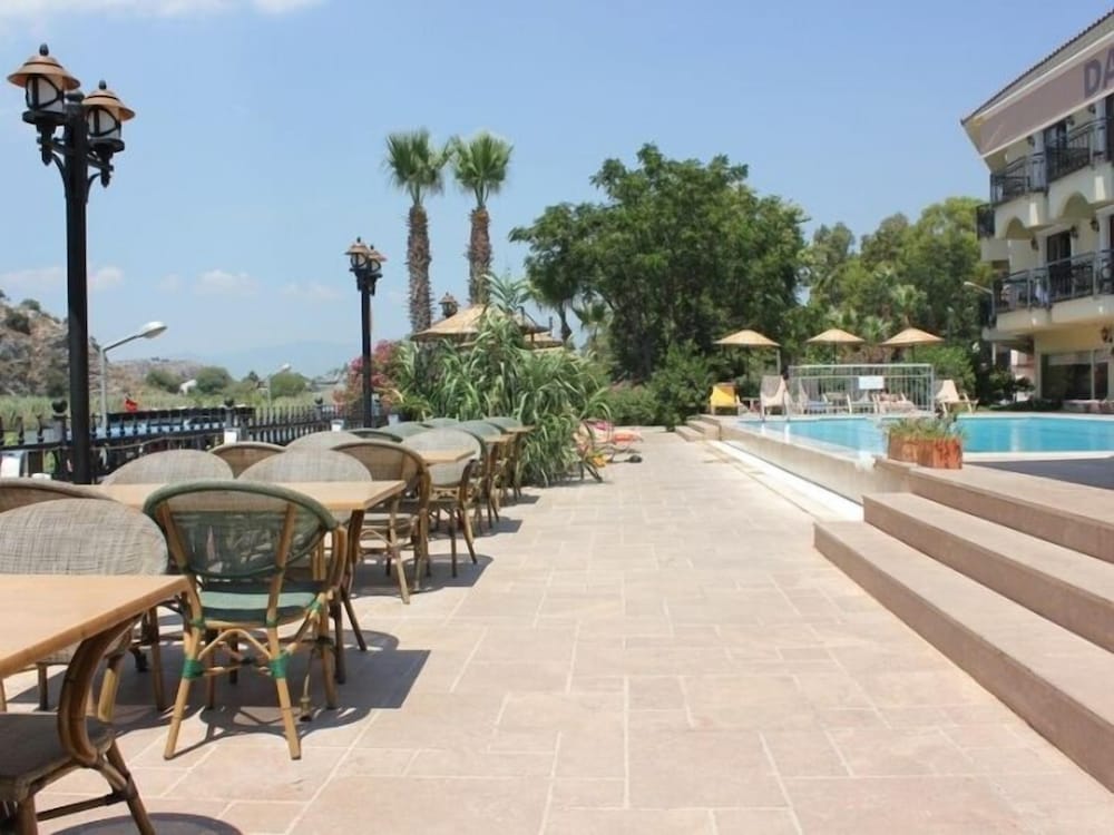 Dalyan Tezcan Hotel 50/50